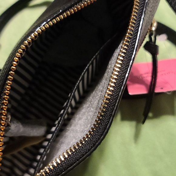 Kate spade Purse - Picture 2 of 8